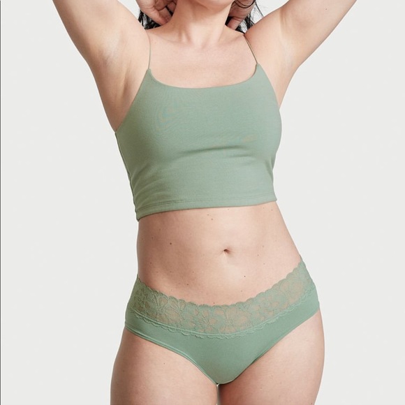 Victoria’s Secret panties - Picture 1 of 3